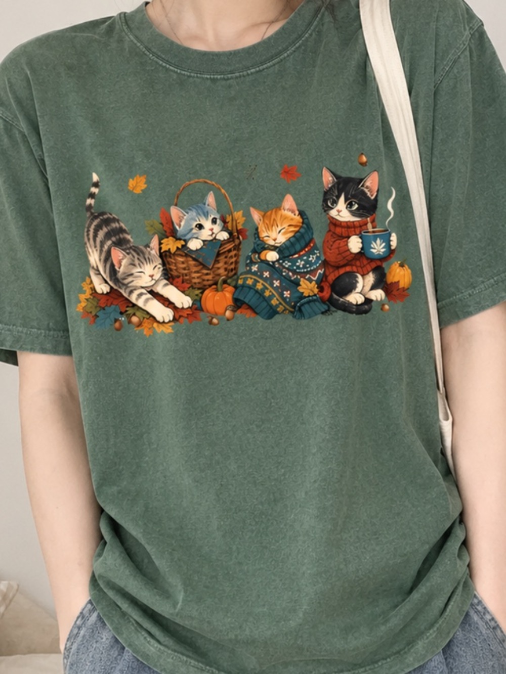 Comfort Colors Cats Autumn Pumpkin Leaves Coffee Vintage Green T-Shirt